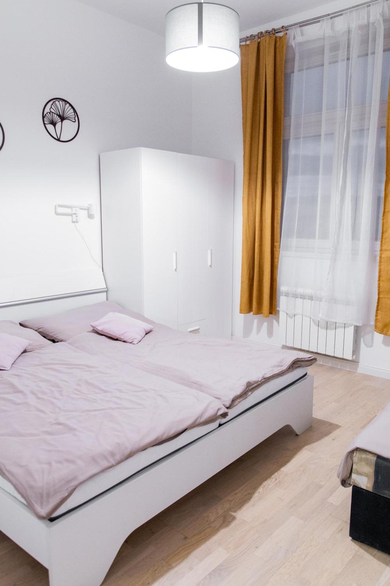 Cozy Minimalist Retreat In The Heart Of * Prague